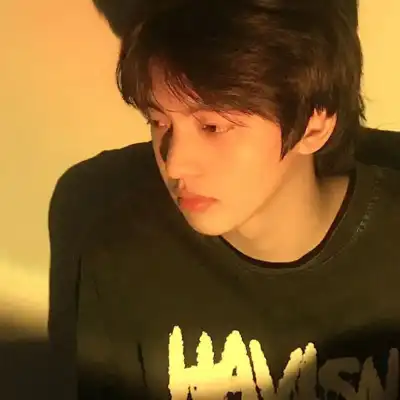 靳高妍